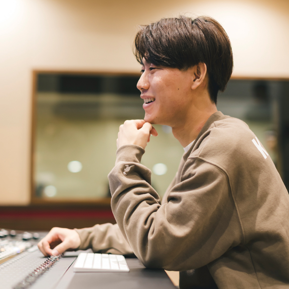 デビューストーリー