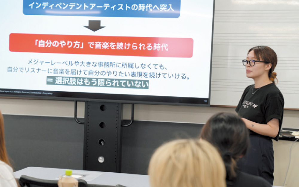 制作活動/デビュー活動