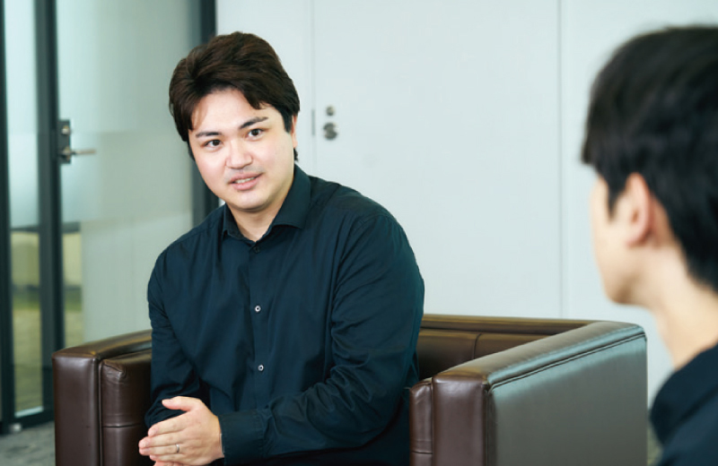 企業対談 業界で大活躍中の卒業生×在校生